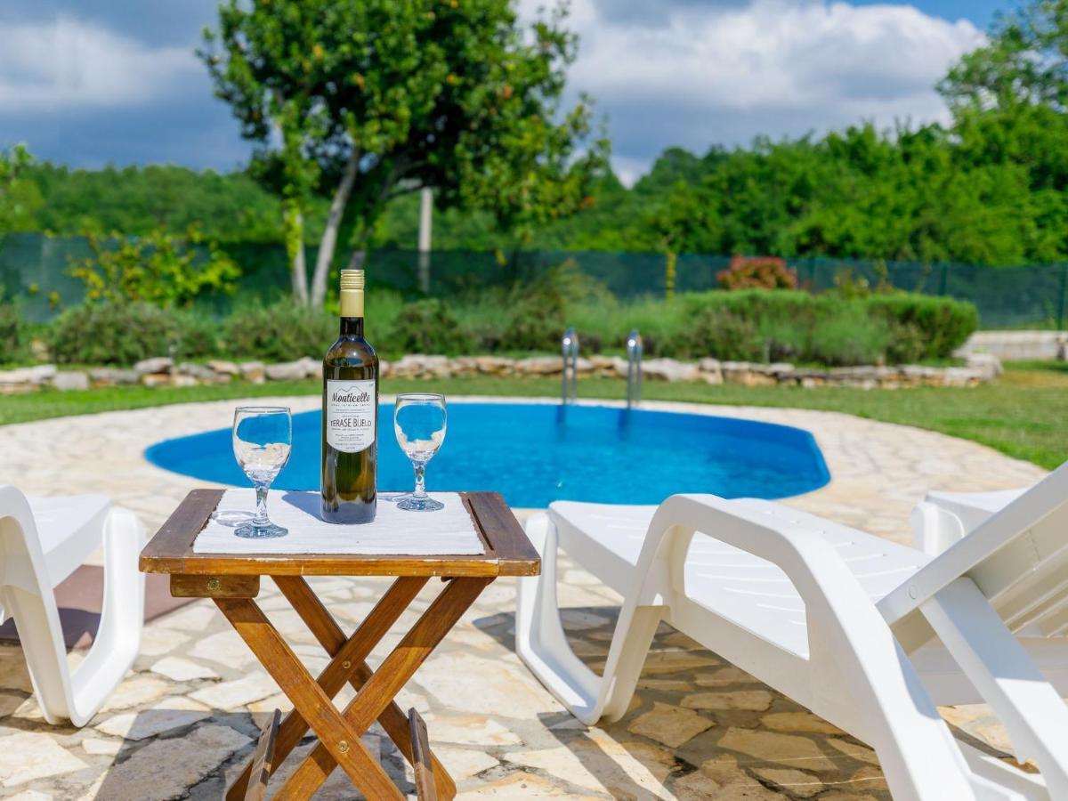 Boskari Holiday Home Villa Malini By Interhome מראה חיצוני תמונה